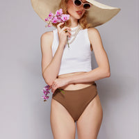 Sylvie - Gladys Tamez Millinery