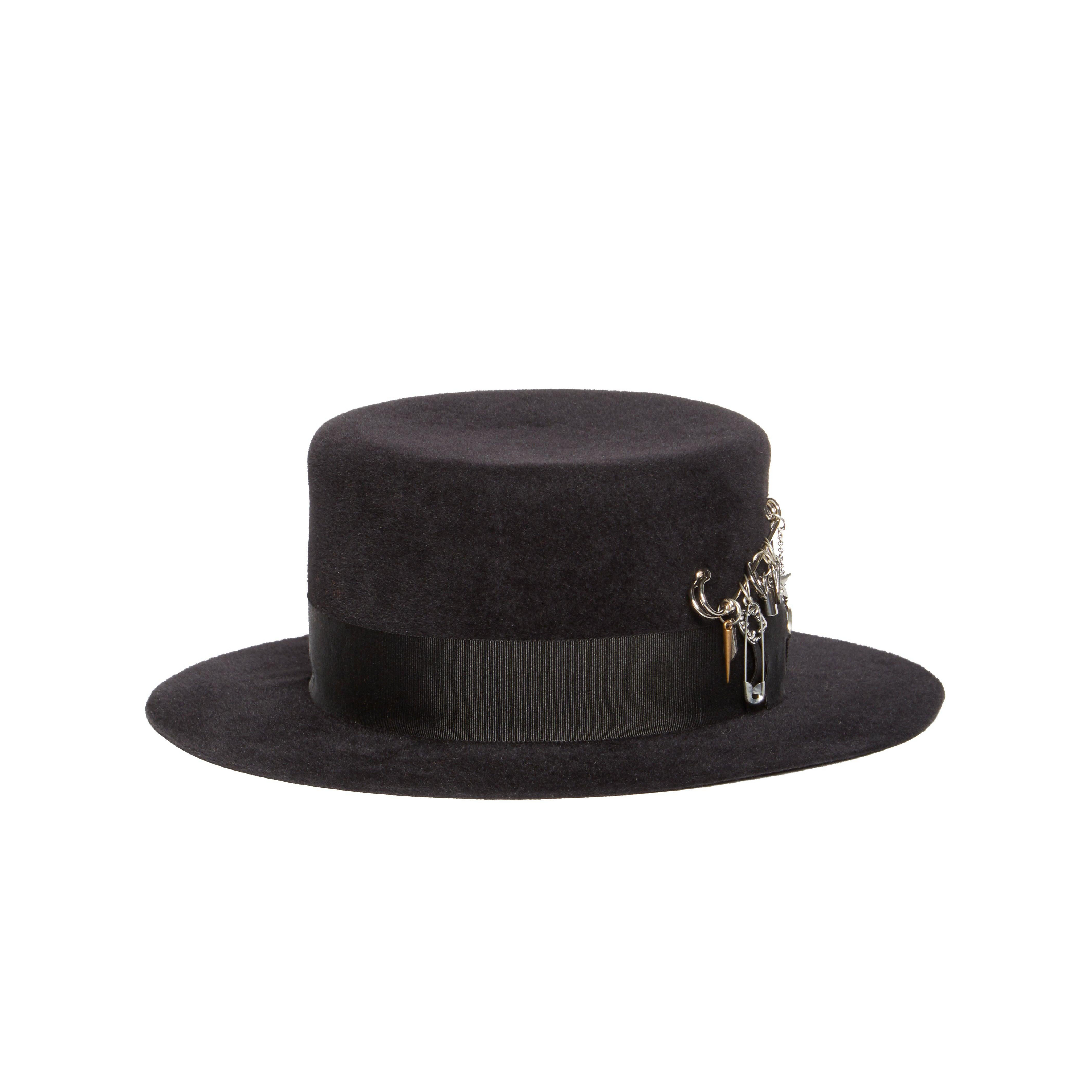 Gladys Tamez Cordobes hat in pink What To Wear On Valentine main image 3