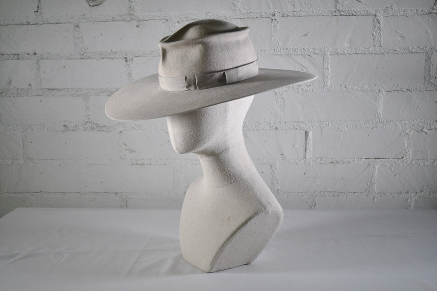 Alabaster distressed wide brim SAMPLE SALE