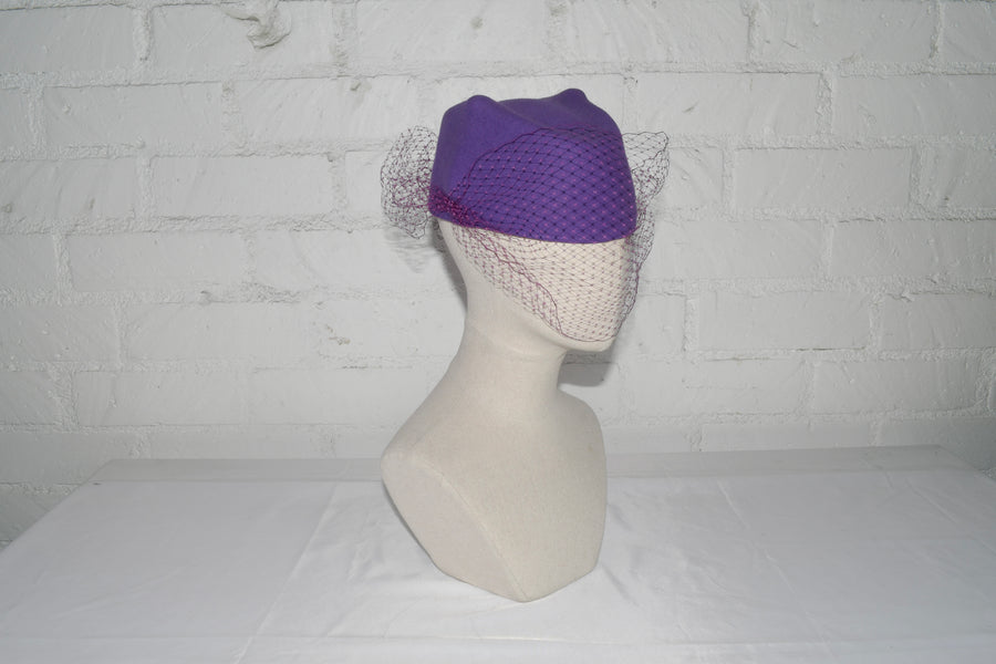 Fascinator w/ mesh SAMPLE SALE