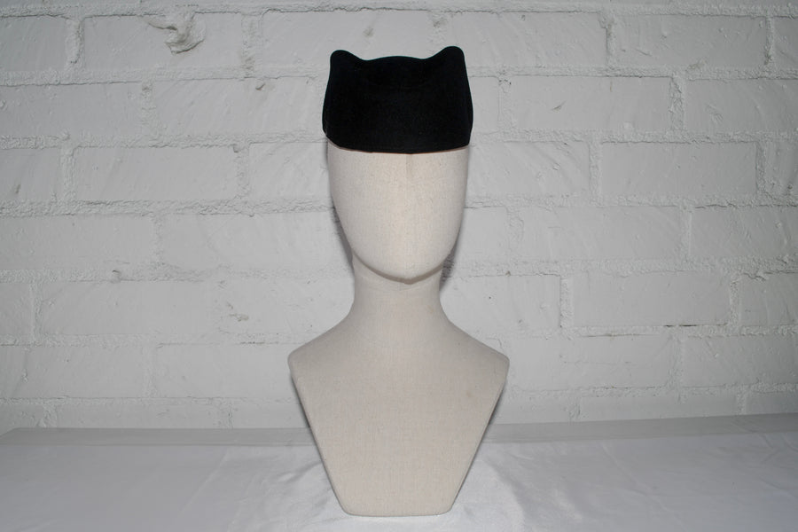 Cat fascinator SAMPLE SALE