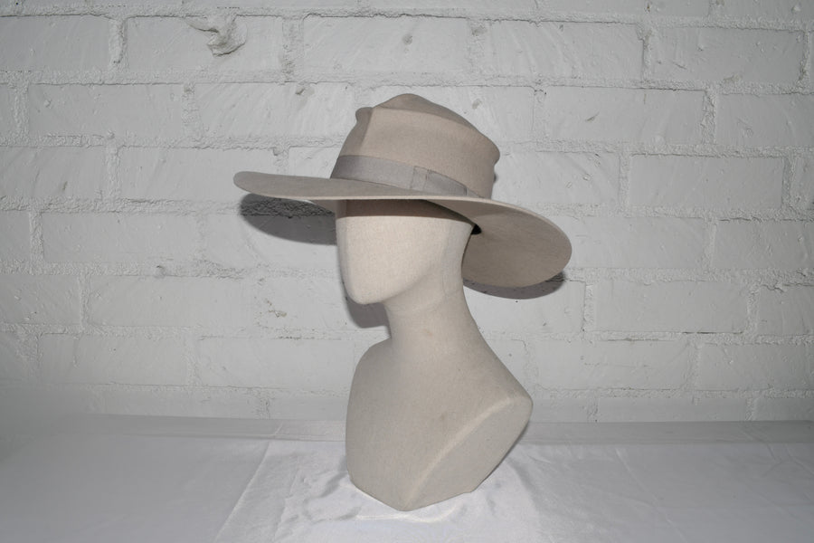 Alabaster wide brim SAMPLE SALE