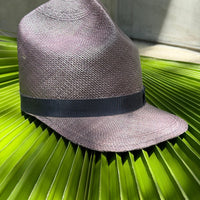 LIMITED EDITION Panama straw with unique crown